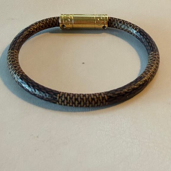 Louis Vuitton Damier Keep It Bracelet Small - Picture 8 of 11